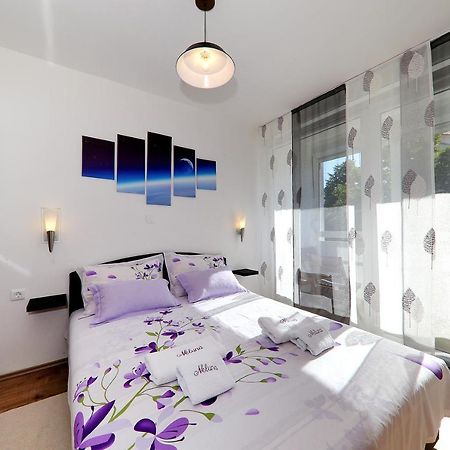 Neluna Apartman Zára Kültér fotó