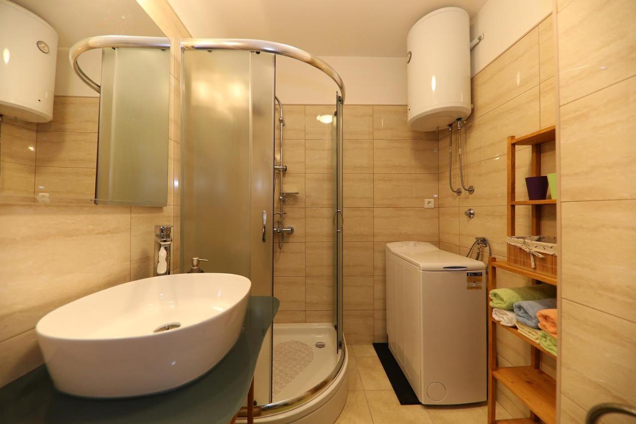 Neluna Apartman Zára Kültér fotó